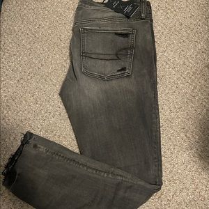 American Eagle distressed black jeans